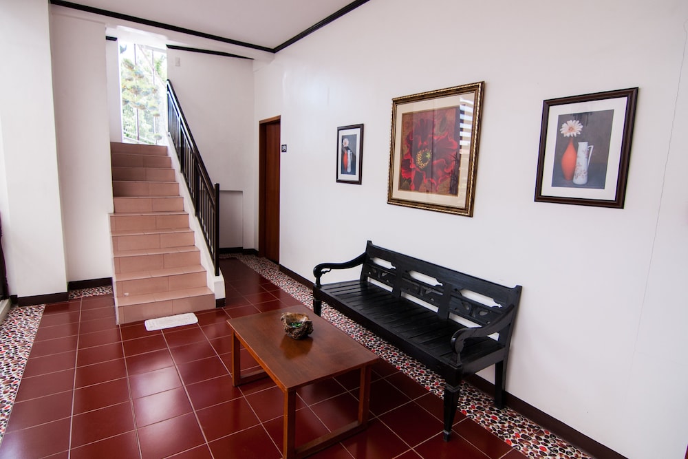 St. Nicolas Inn CDO City Center 37/55