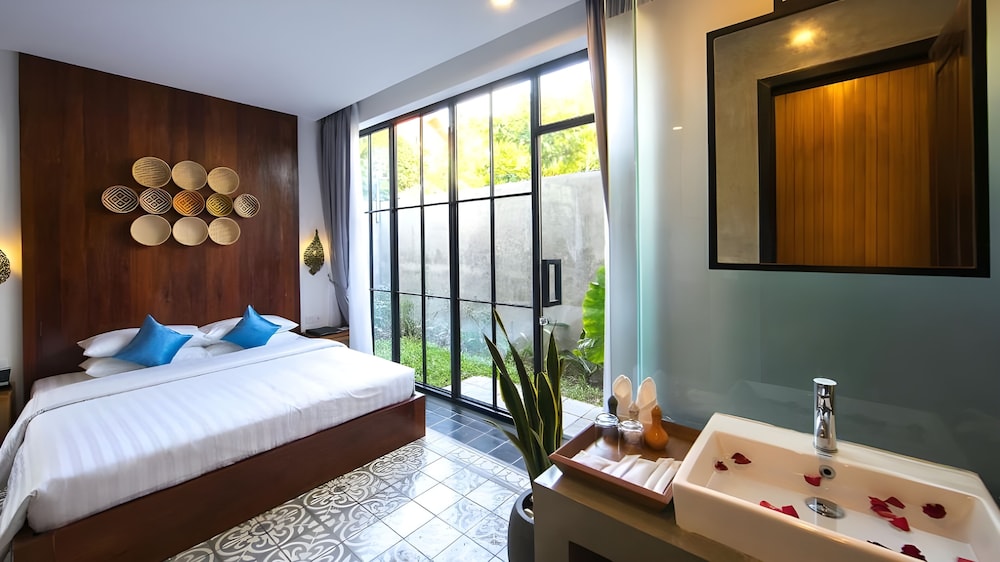 Vihara Residence 33/69