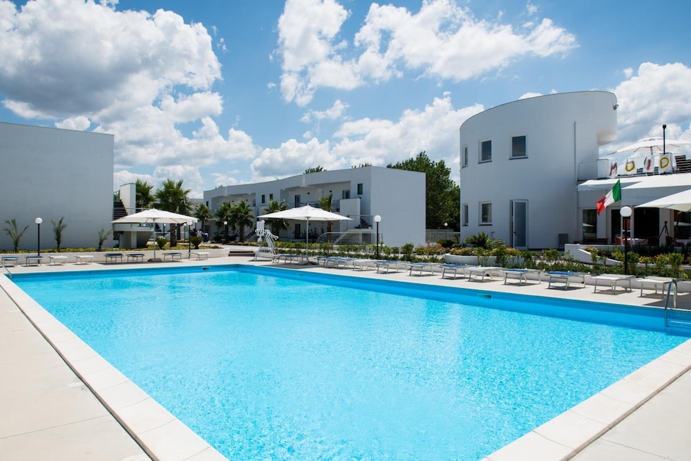 Medea Beach Resort 47/50