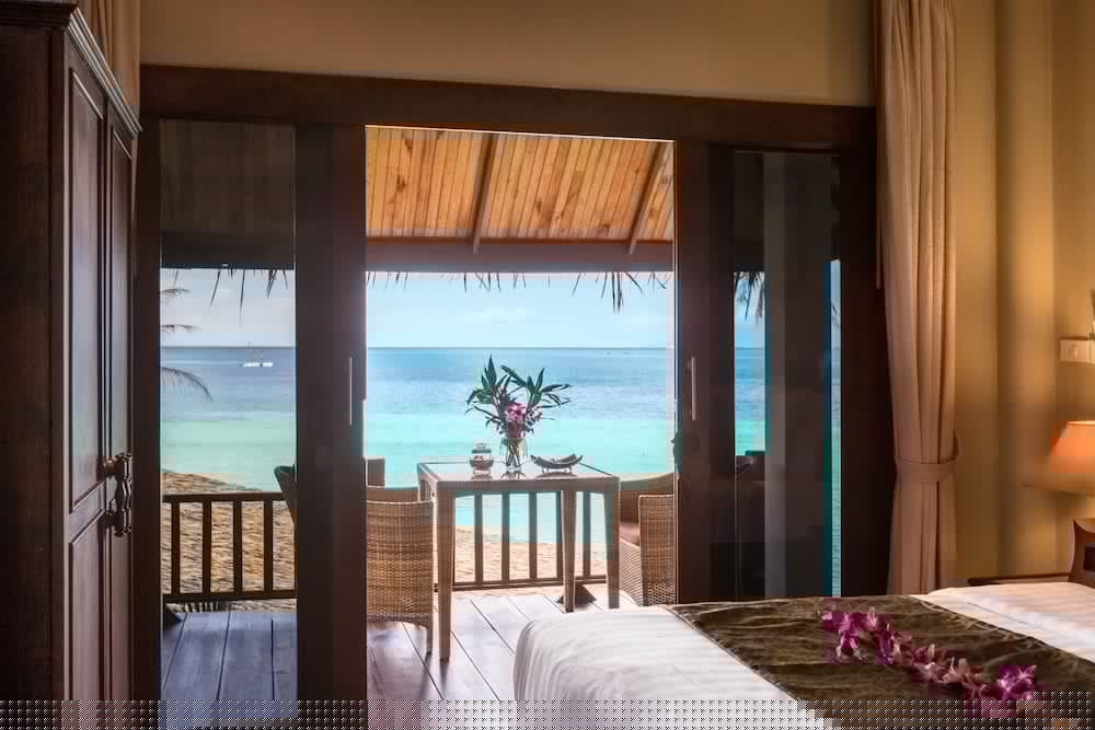 Beyond the Blue Horizon Villa Resort 43/73