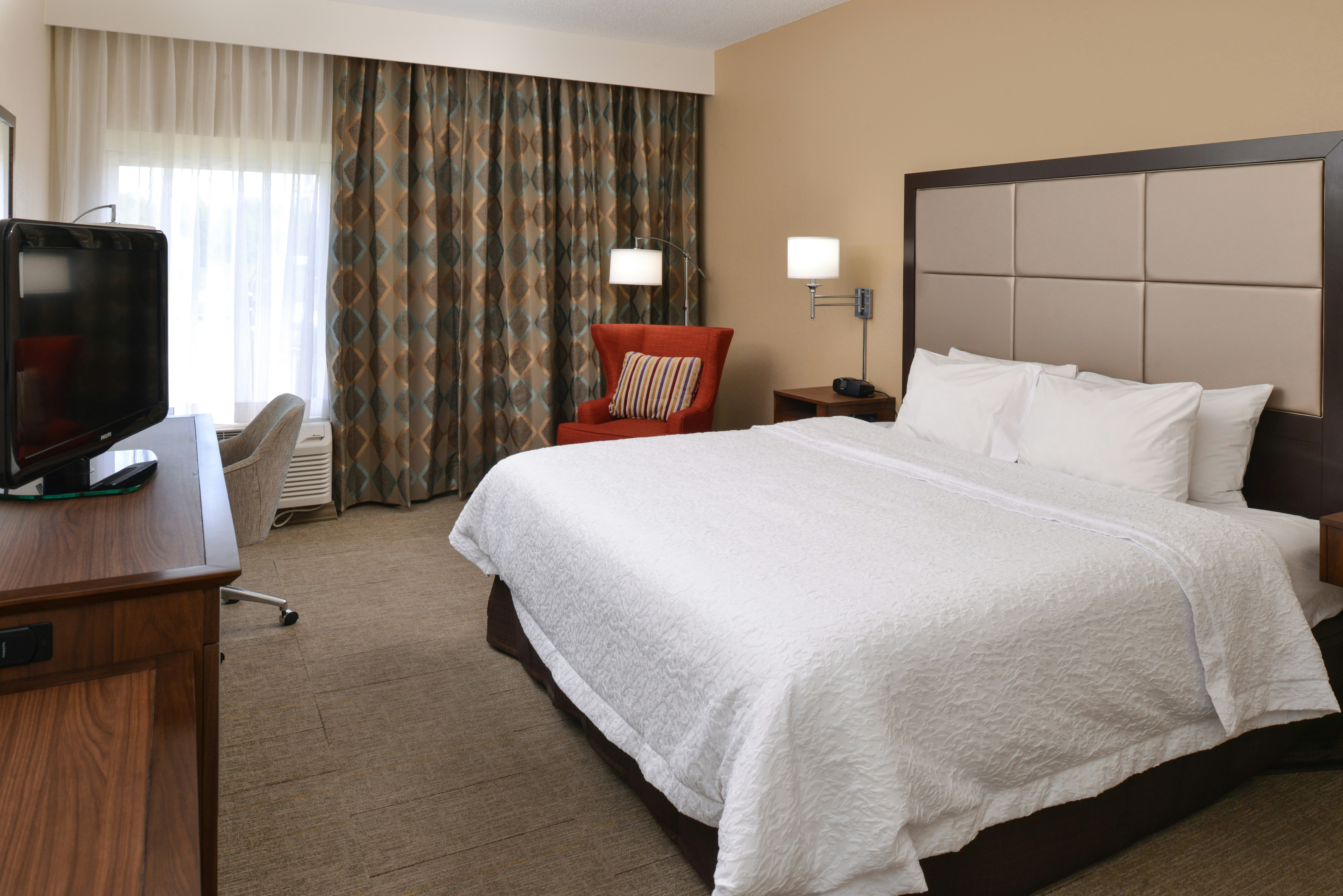 غرفة بسرير كينج، Hampton Inn Carbondale 4/8