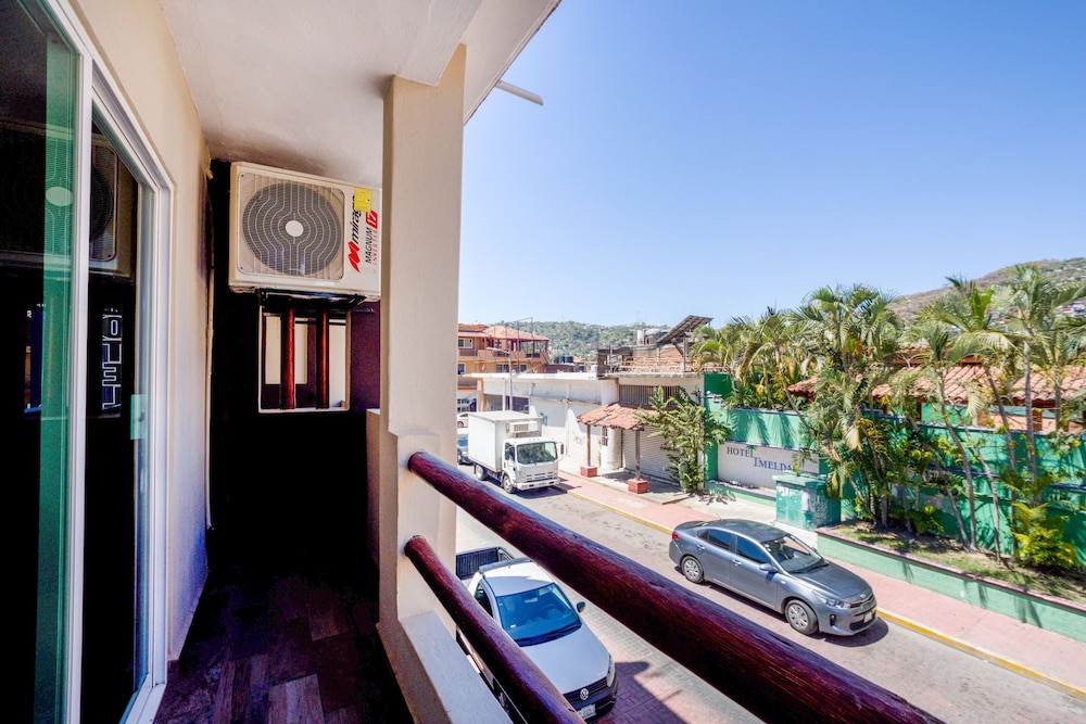 OYO Hotel Posada Lys Zihuatanejo 4/35
