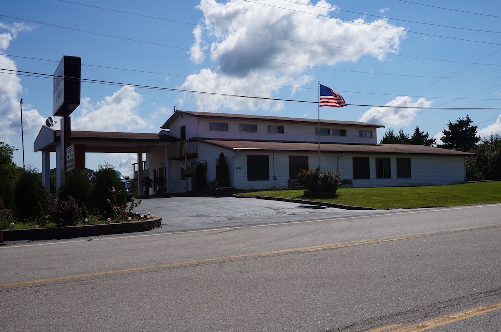 Ozark Inn & Suites 2/27