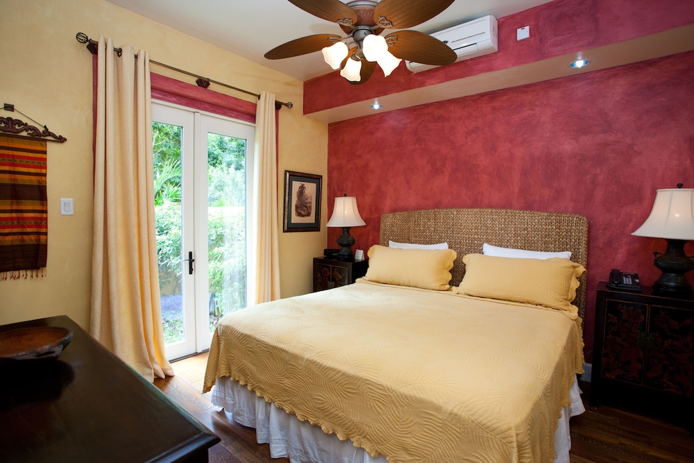 Hermosa Cove Villa Resort and Suites 16/39