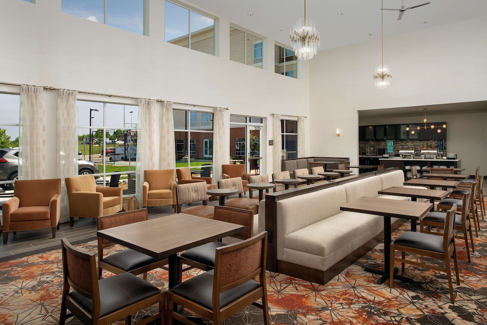 Homewood Suites By Hilton Kansas City Speedway Ks 22/42