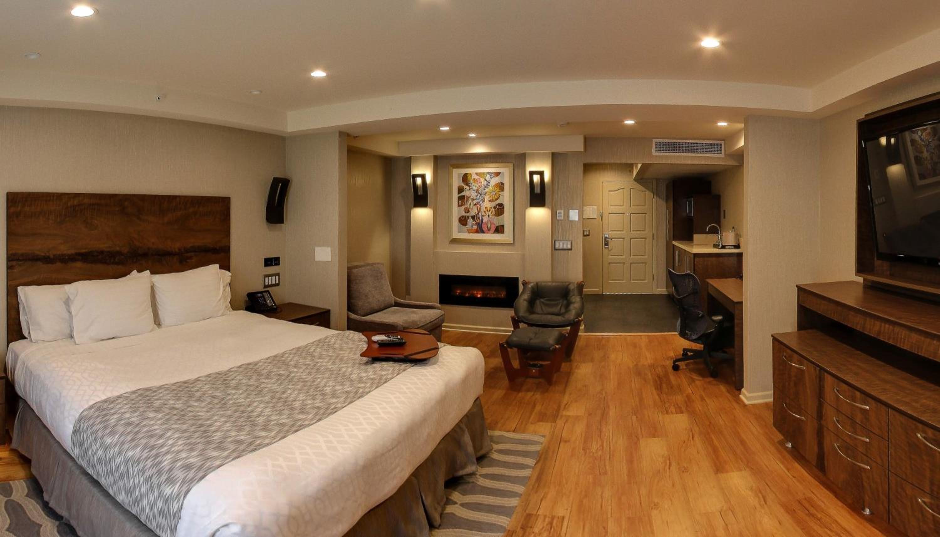 Junior Suite, Executive, King Bed