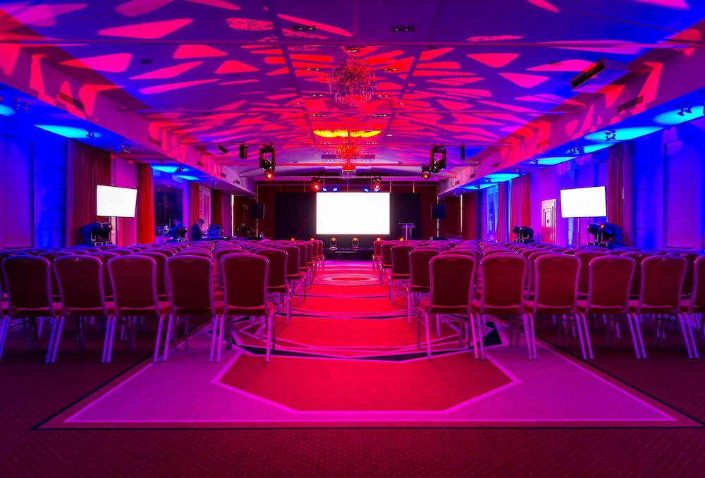 Mcc Mazurkas Conference Centre Hotel 29/50