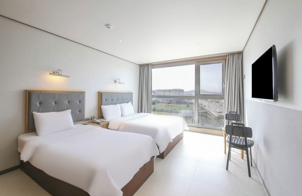 Sunrise Hotel Sungsan 25/62