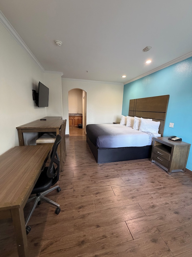 Americas Best Value Inn 24/51