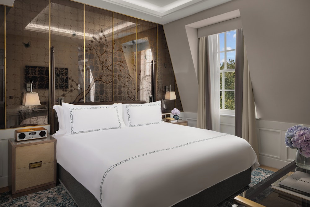 1 BEDROOM, BILTMORE, SUITE