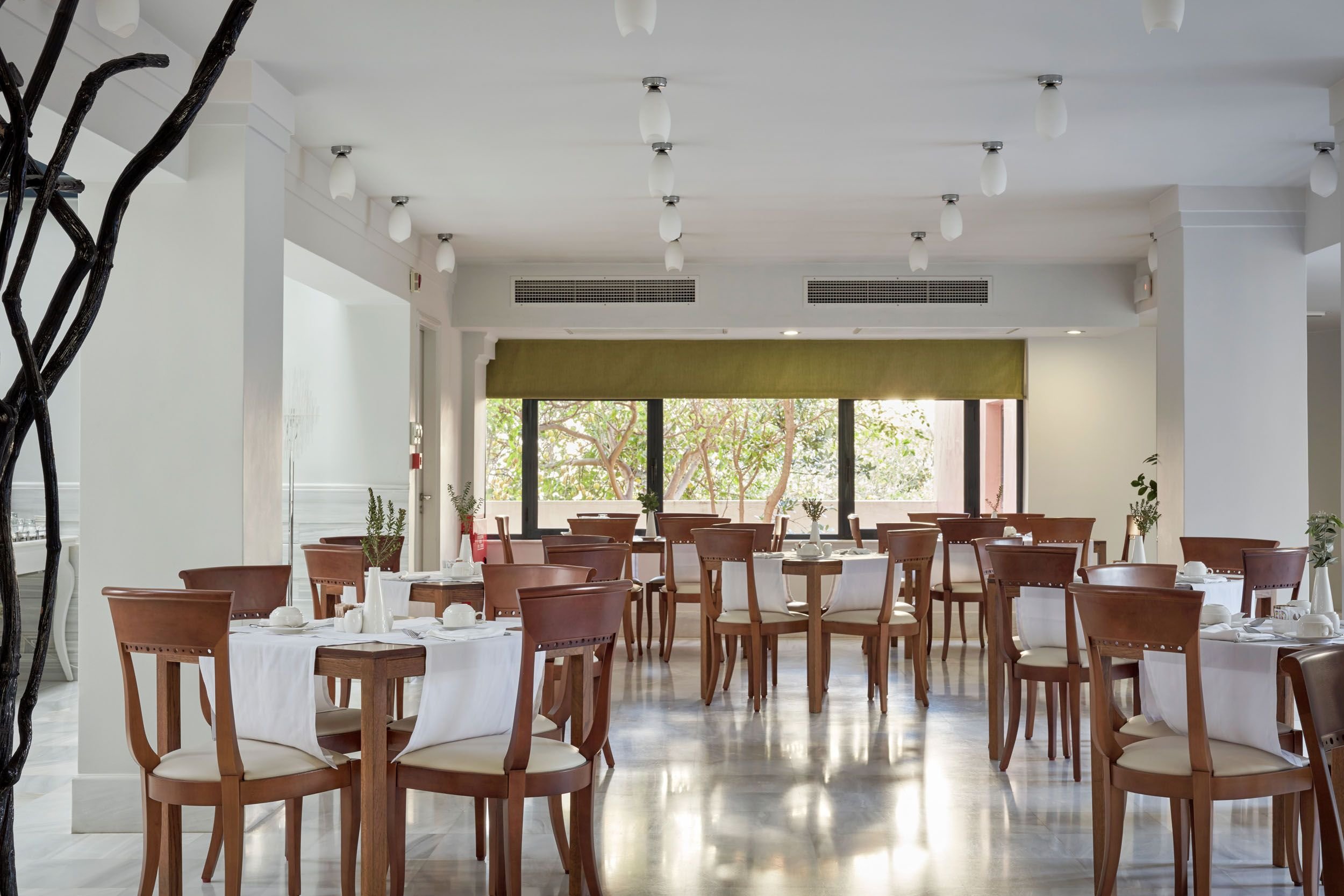 Avra City Boutique Hotel 39/43
