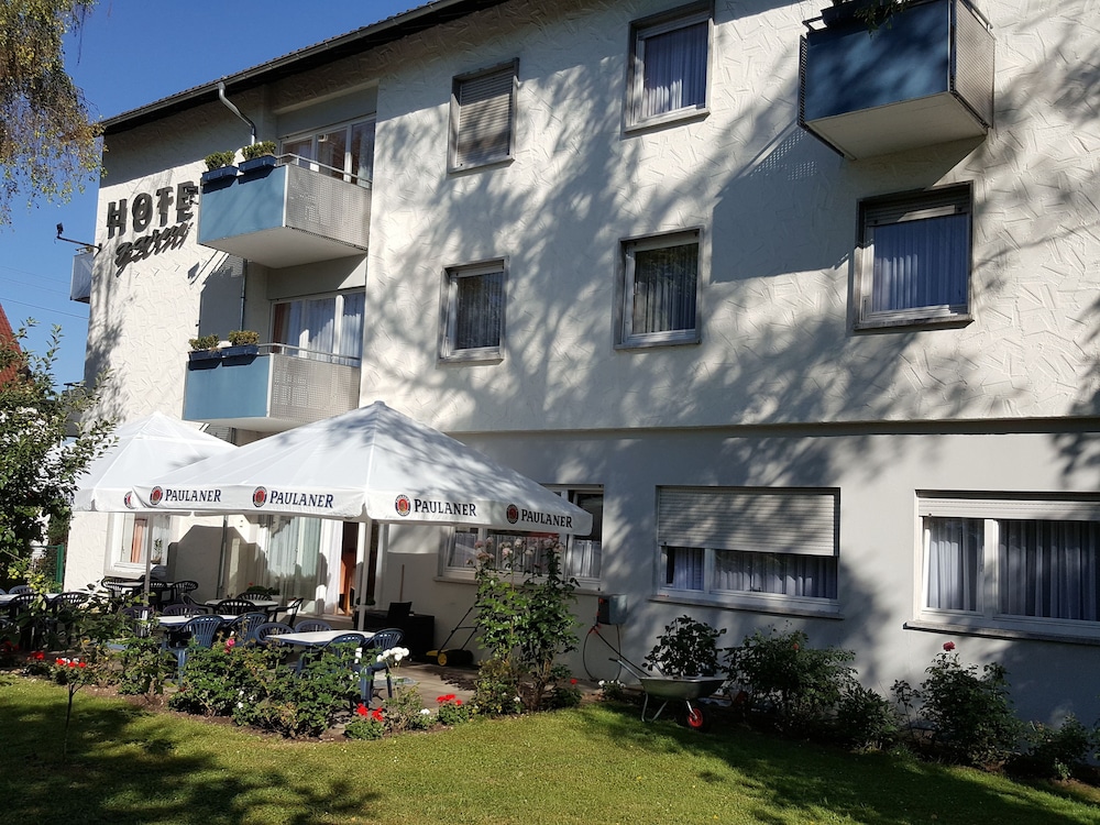 Hotel Garni Metzingen 1/49
