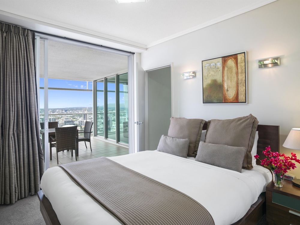 2 Bedrooms, Apartment