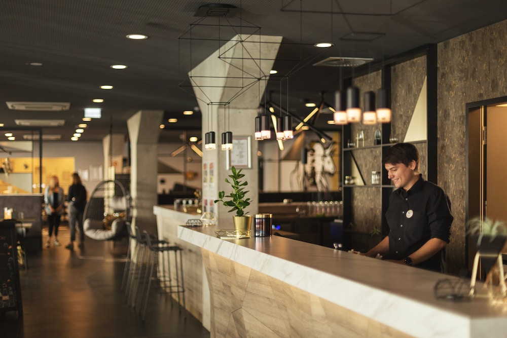 Holiday Inn - the niu, Coin Frankfurt Ostend by IHG 50/56