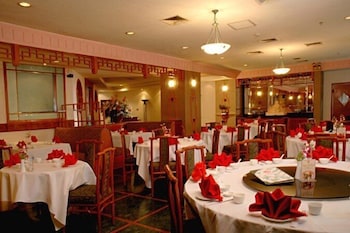 The Acacia Hotel 39/53