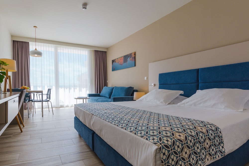 Romana Beach Resort 18/66