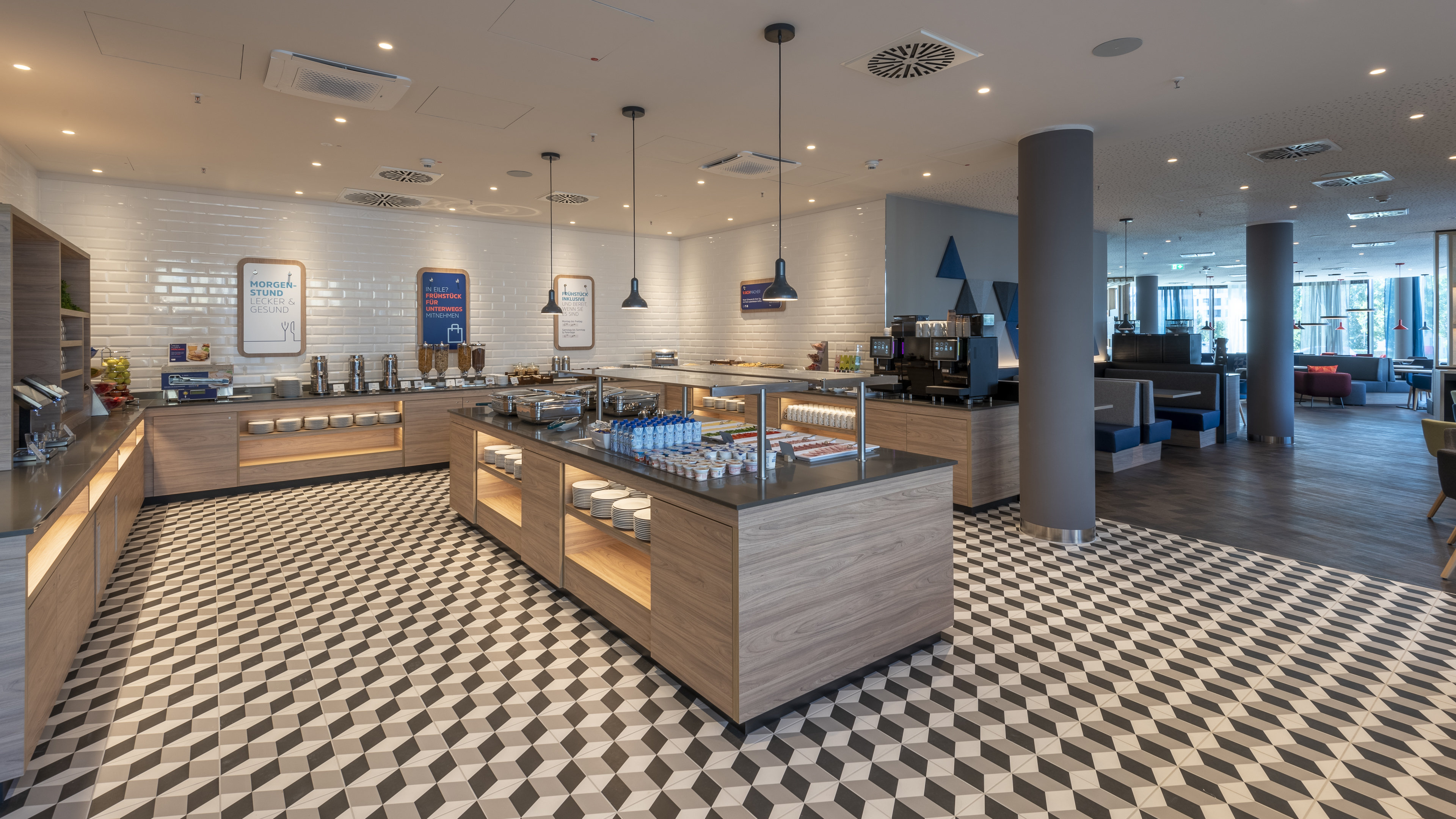 Holiday Inn Express Dusseldorf Hauptbahnhof 39/59
