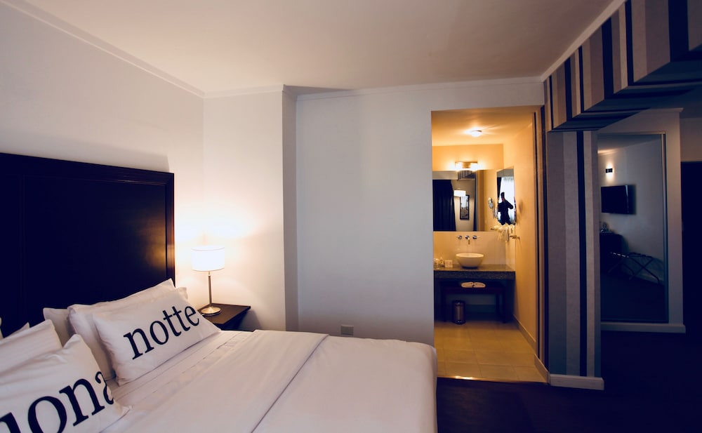 HOTEL TOLOSA 15/75