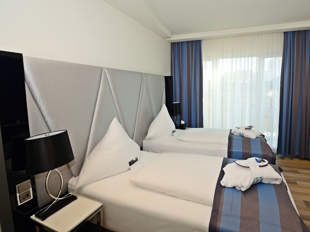 Mercure Hotel Kaiserhof Frankfurt City Center 18/58