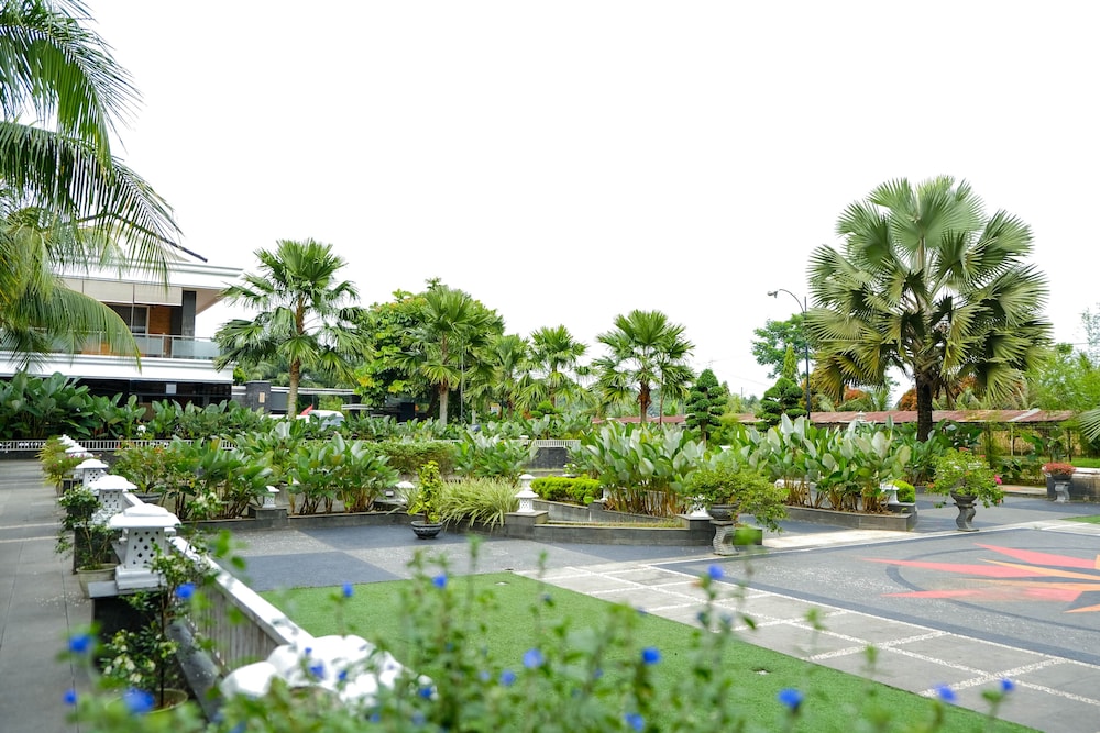 Pancur Gading Hotel and Resort 23/37