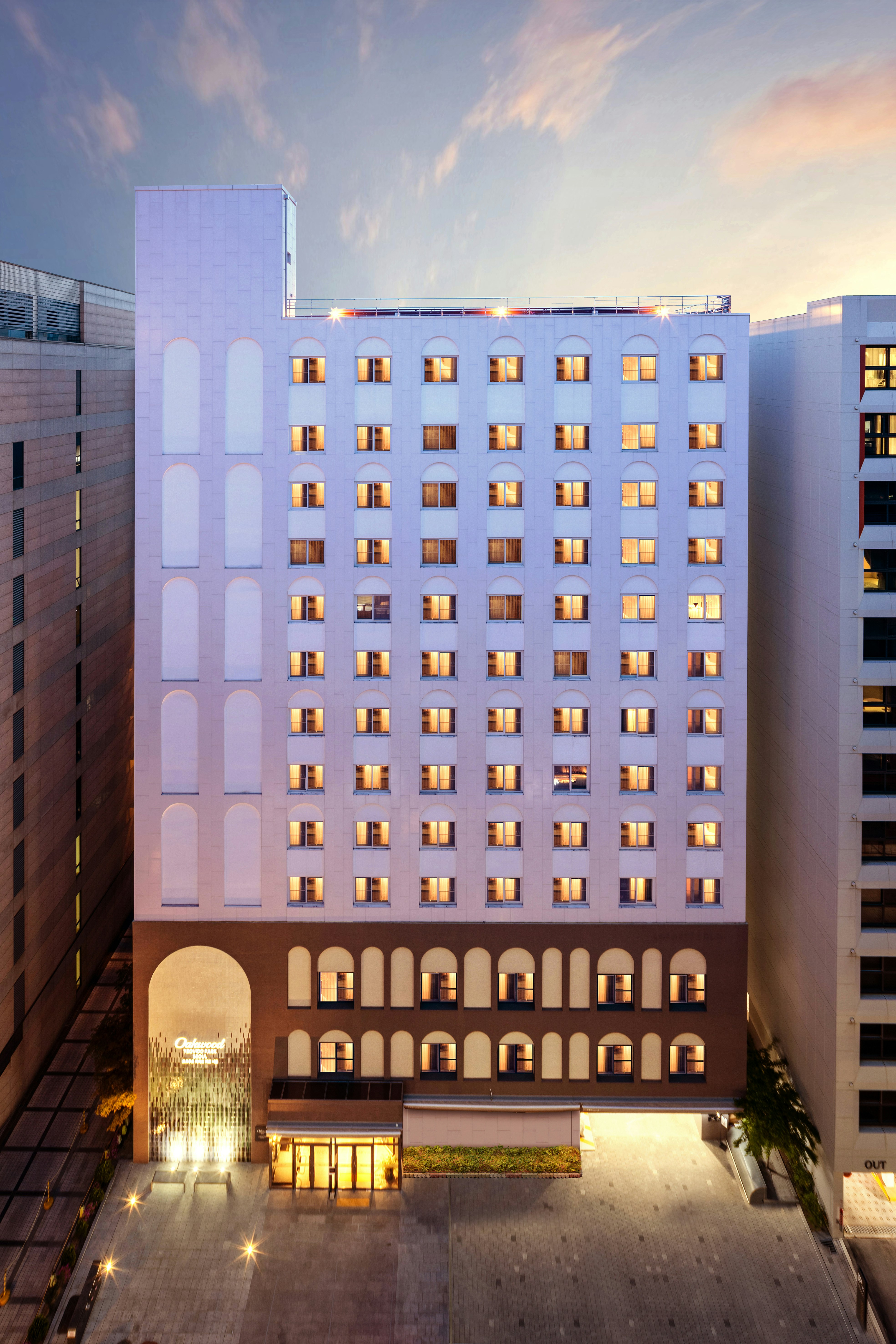 The Connoisseur Residence Hotel 4/51