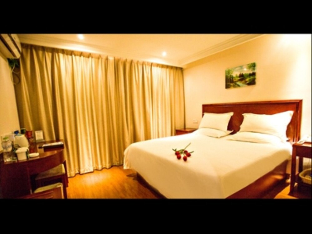 Greentree Inn Lianyungang Guanyun Wenzhou Shangmaocheng Express Hotel 6/19