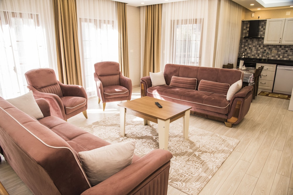 Cinar Villas Suites 38/50