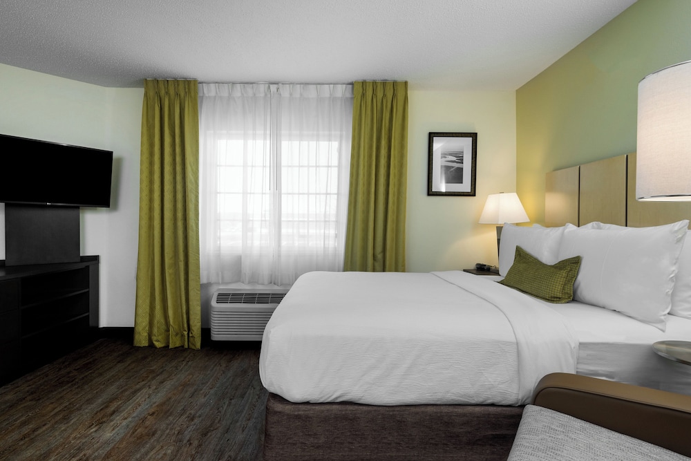 Candlewood Suites Glen Allen Short Pump, an IHG Hotel 13/73