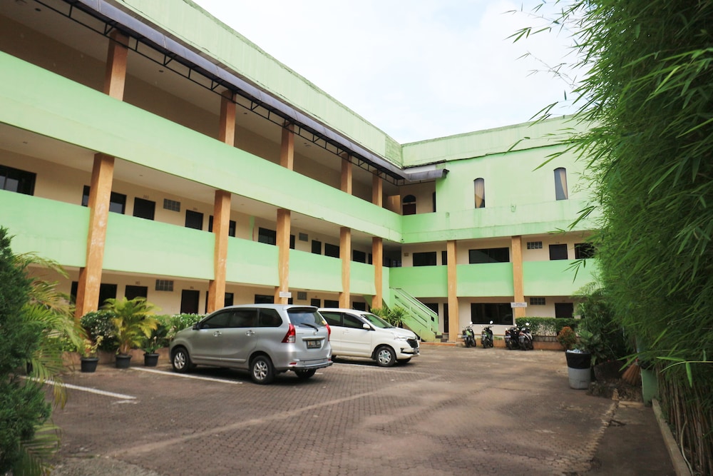Jambrut Inn Hotel 44/50