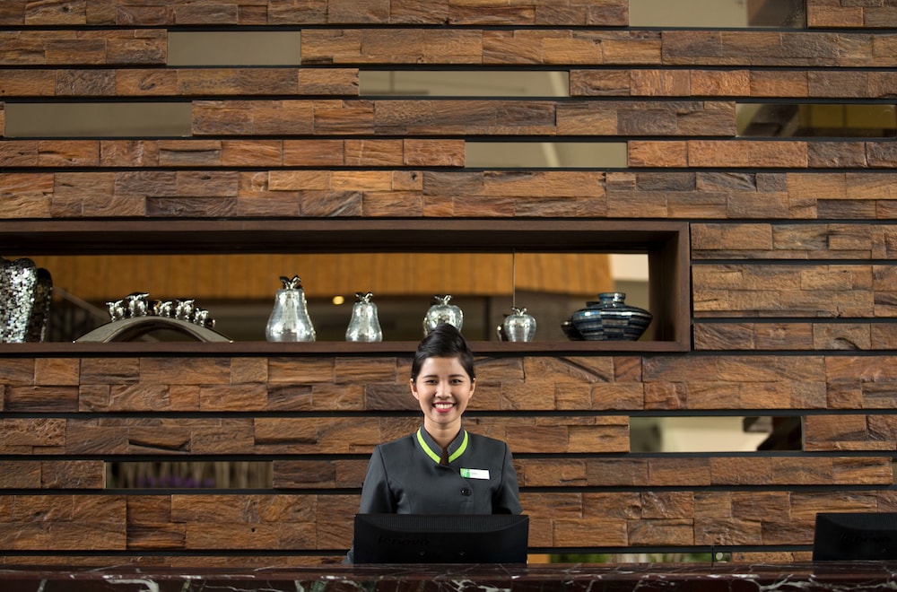Holiday Inn Cikarang Jababeka 28/54