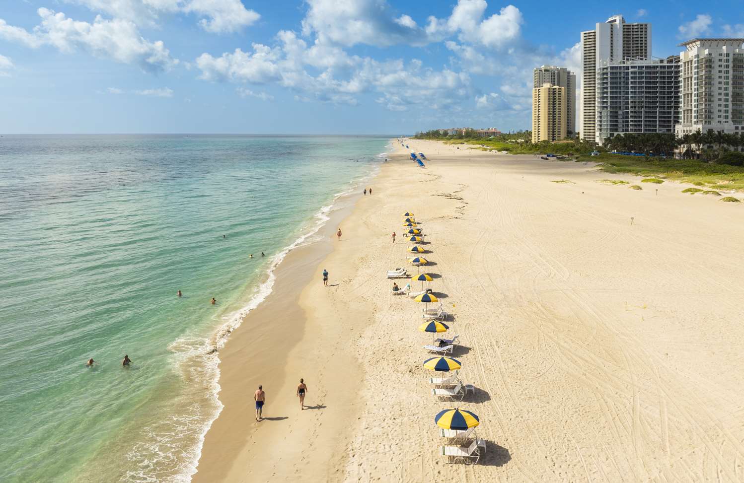 The Singer Oceanfront Resort, Curio Collection by Hilton 52/56