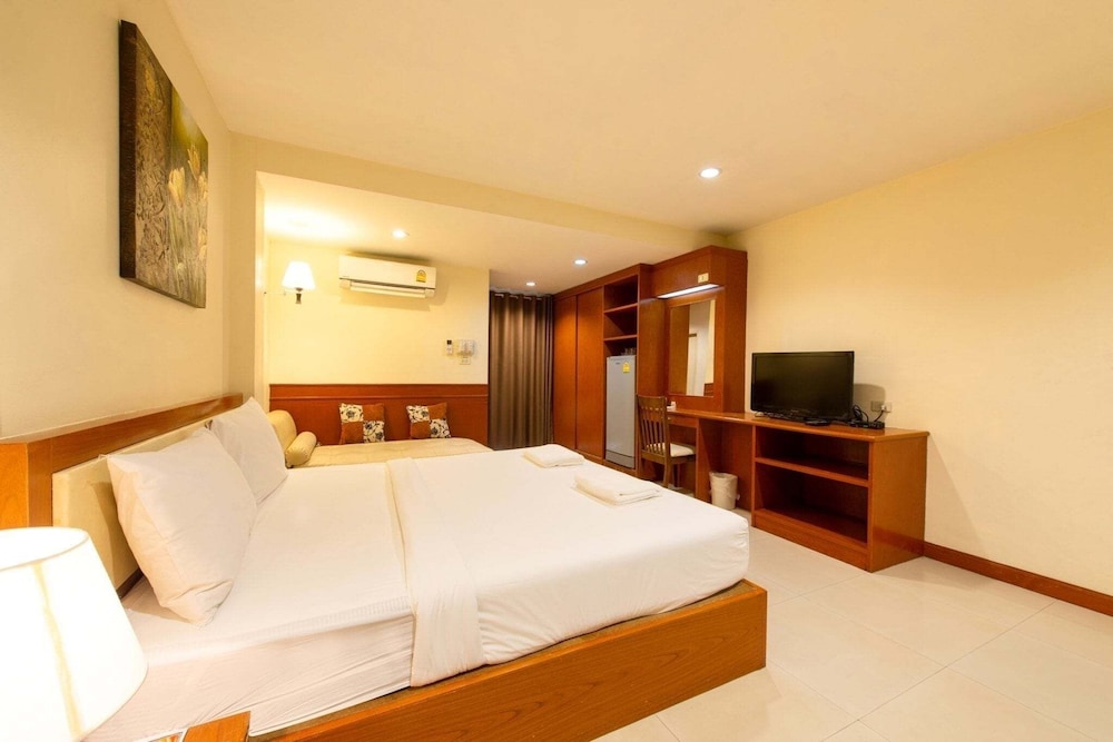STANDARD, KING BED