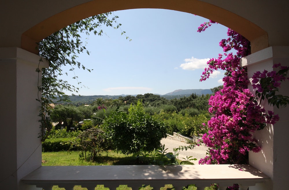 Nefeli Hotel Corfu 45/59