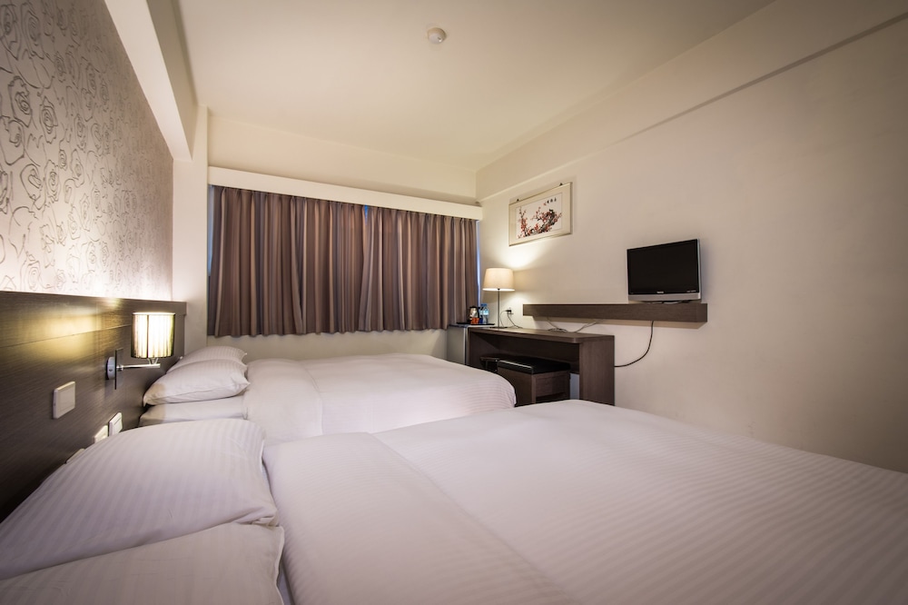 Green World New World Hotel 15/40