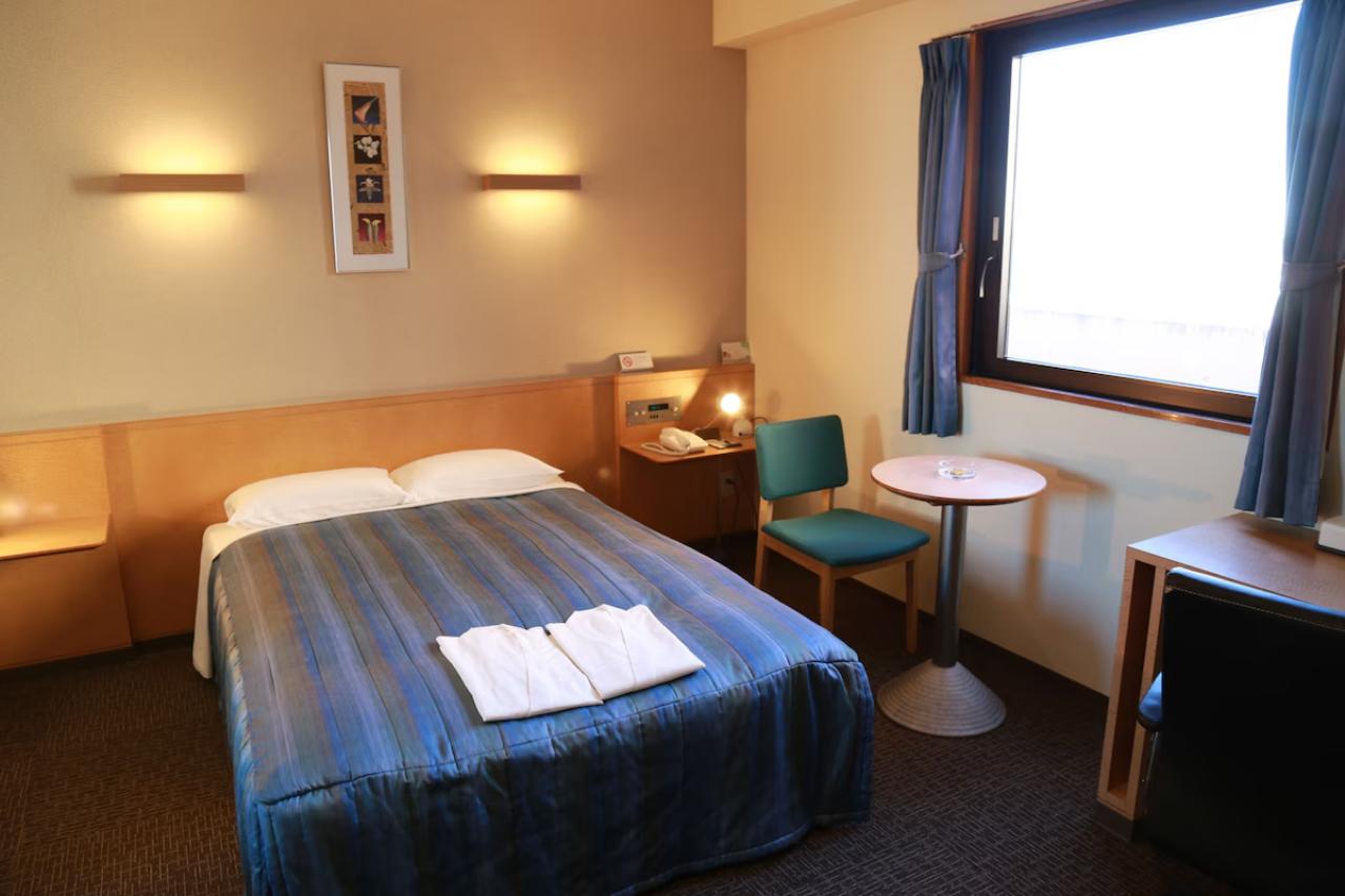 Hotel Crown Hills Arakawaoki 26/40