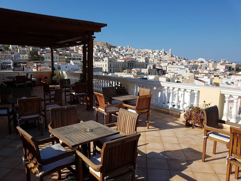 Aigli Hotel Syros 26/33