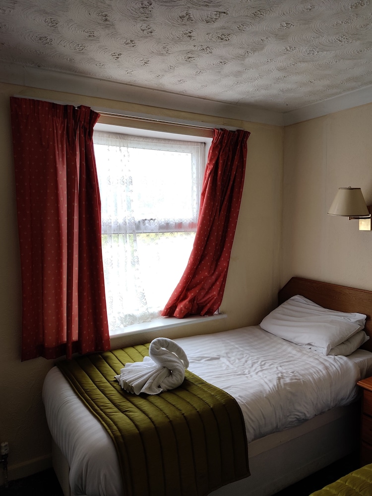 Inglewood Palm Hotel, Abbey Sands Torquay 10/32