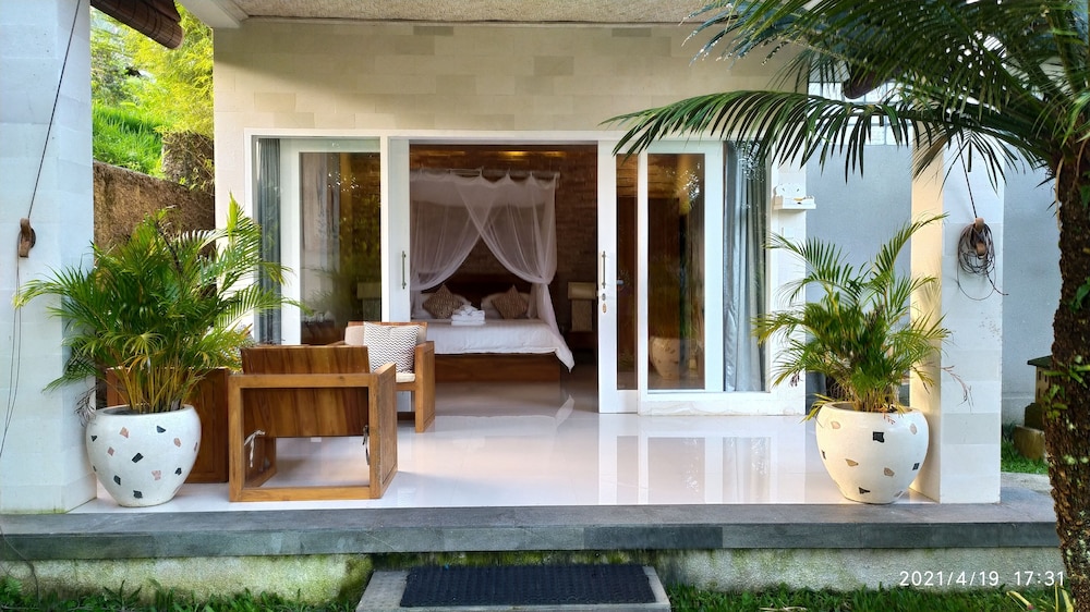 Sawah Indah Villa 6/86
