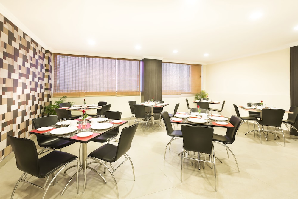 THE LOTUS SERVICE APARTMENTS - BURKIT ROAD 39/45