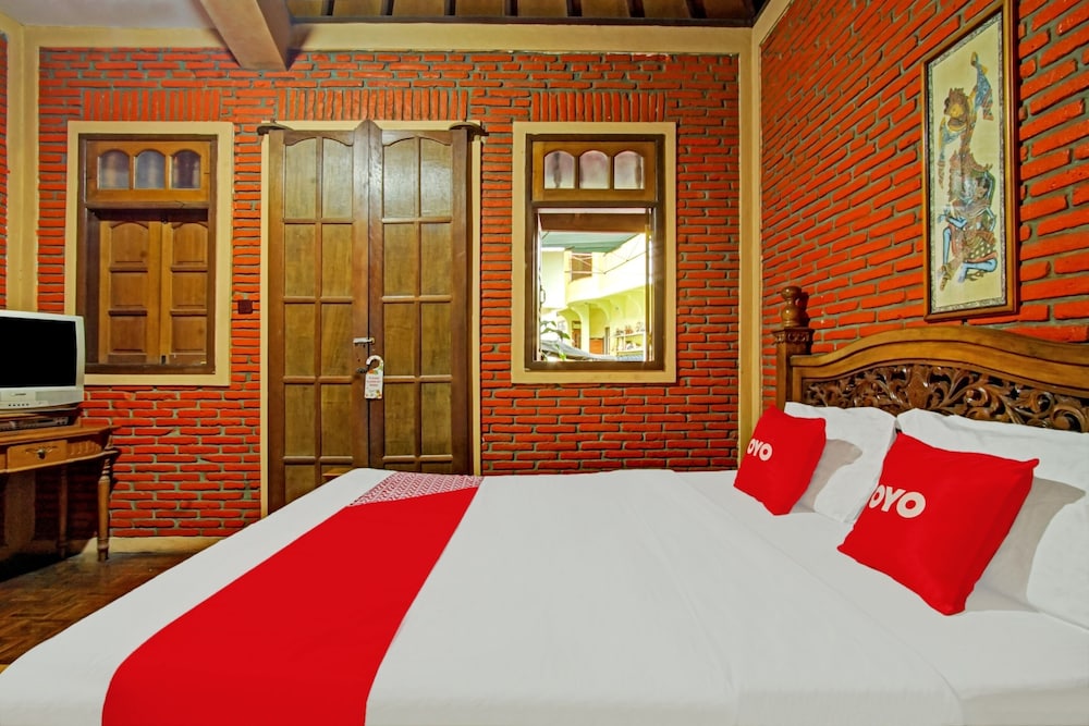 OYO 90031 Villa Papada 3/23