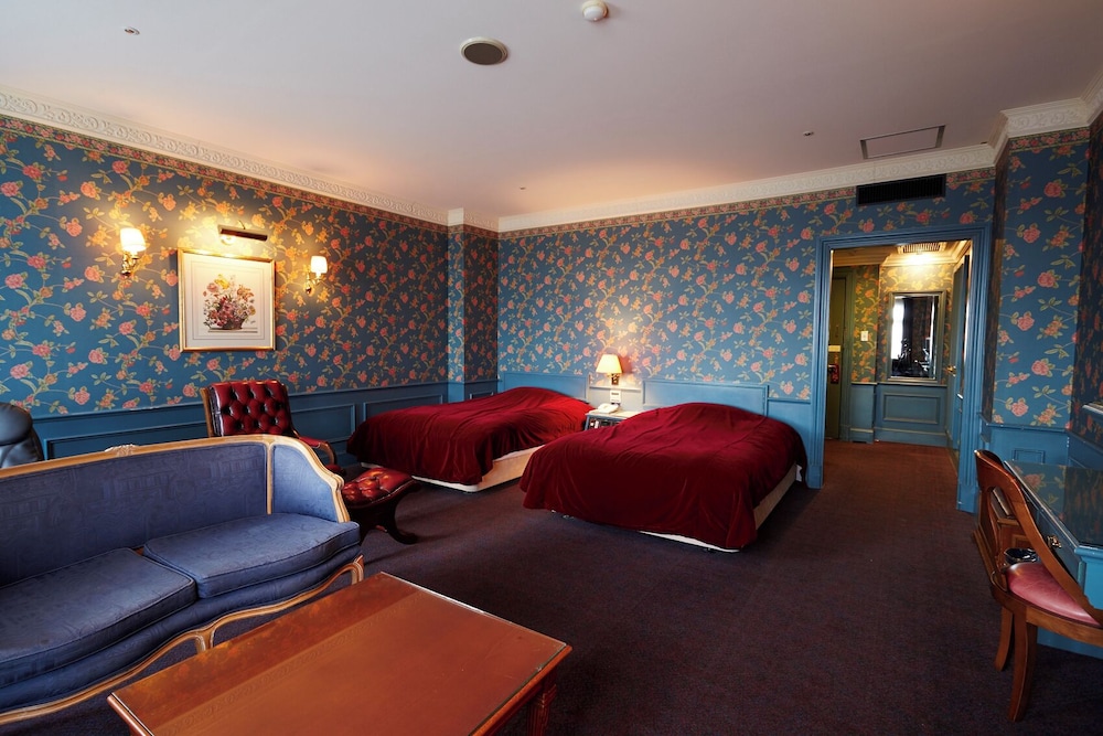Style, Twin Beds