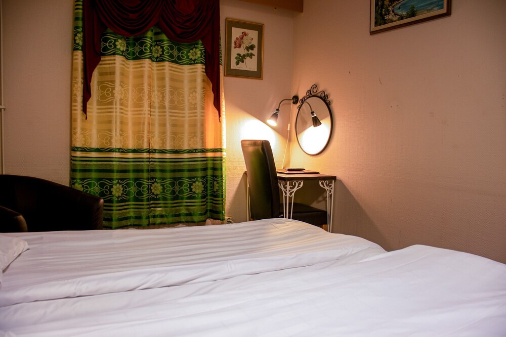 Euroway Hotel 30/50