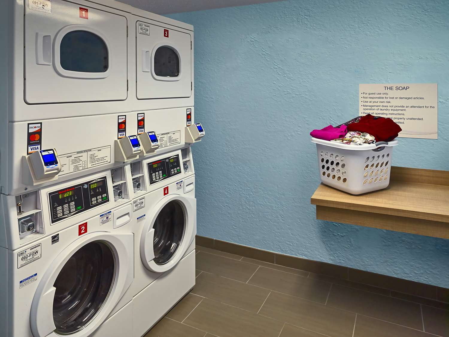 Sonesta ES Suites New Orleans Downtown 40/41