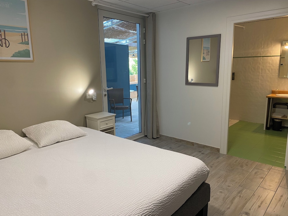 HOSTELLERIE DU CLOS PITE 10/56