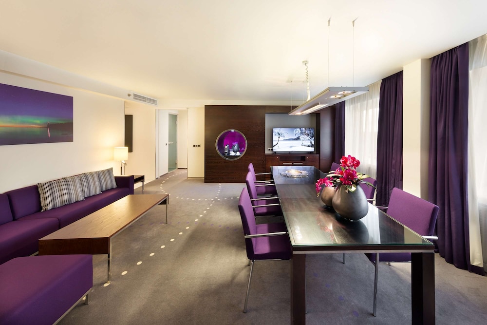 Radisson Blu Olumpia 49/74