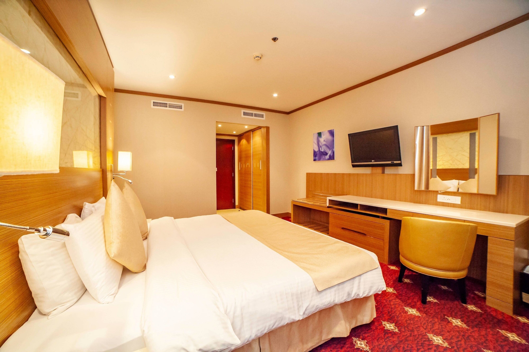 2 Bedroom Suite