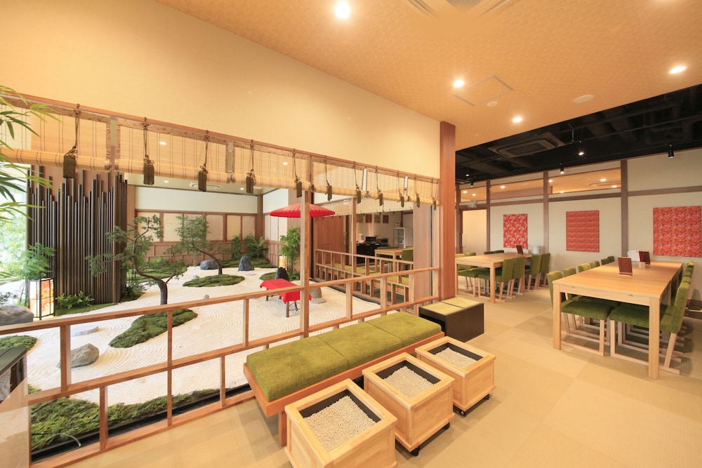 Ueno Station Hostel Oriental 1 42/50