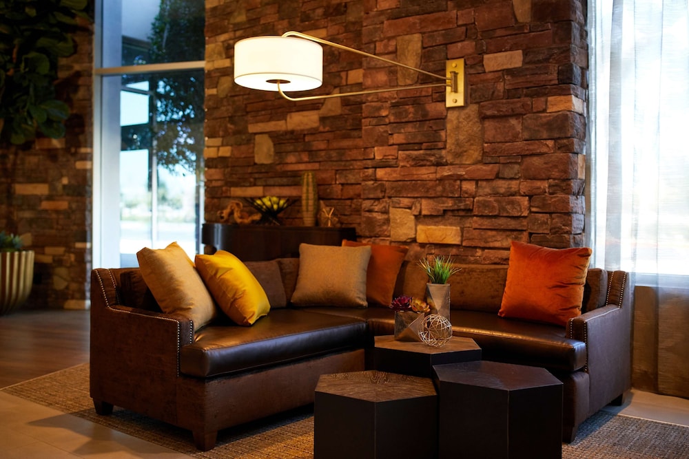 Hyatt Place Las Vegas At Silverton Village 29/42