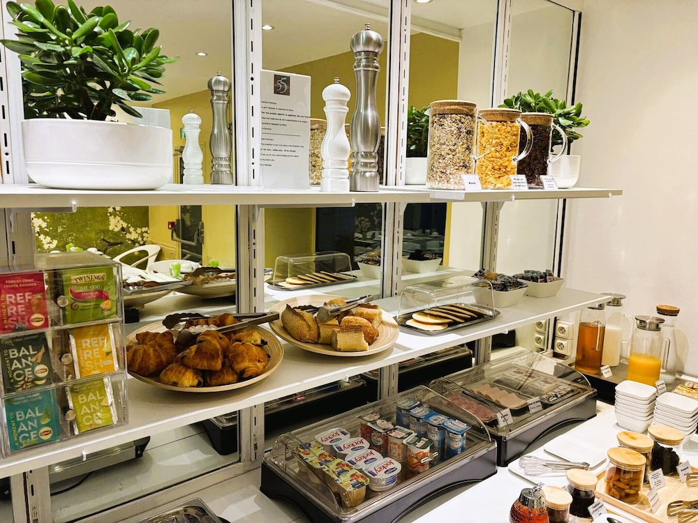 Le 55 Montparnasse Hotel 59/69