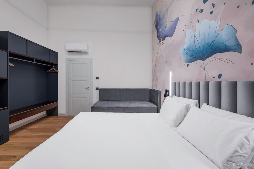 Hotel Adamas 4/47